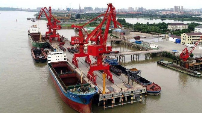 舒兰概述露天料场港口封闭问题的实行方法